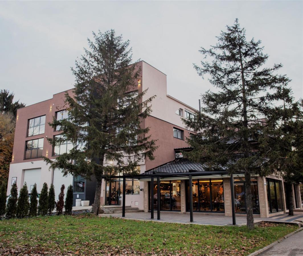 Monogramlux Otel Indija Dış mekan fotoğraf